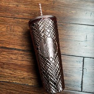 Starbucks Rose Gold Winter Holiday 24oz Tumbler